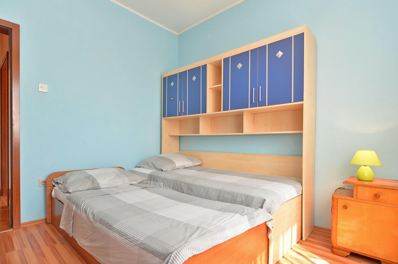 Apartments Gracijano 1724 Ližnjan Exterior foto
