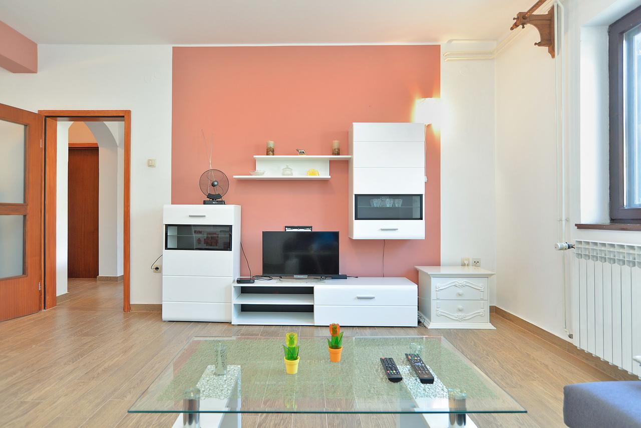 Apartments Gracijano 1724 Ližnjan Exterior foto